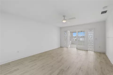 Other - 462 63rd St, Holmes Beach, FL 34217 photo 4 of 12