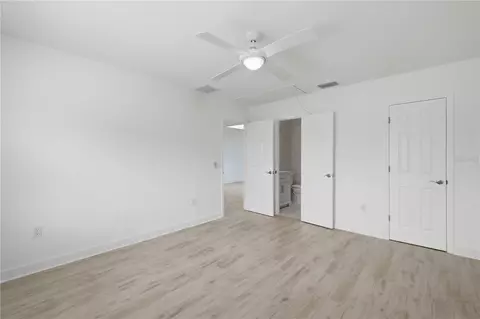 Bedroom - 462 63rd St, Holmes Beach, FL 34217 photo 2 of 4