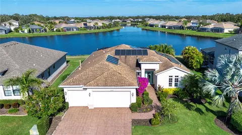 622 Rosemary Cir, Bradenton, FL 34212