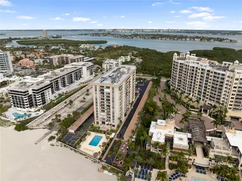 1212 Benjamin Franklin Dr #206, Sarasota, FL 34236