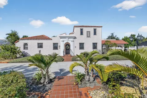 328 Sorrento St, Venice, FL 34285