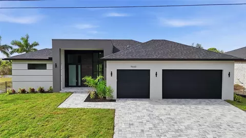 9660 President Cir, Port Charlotte, FL 33981