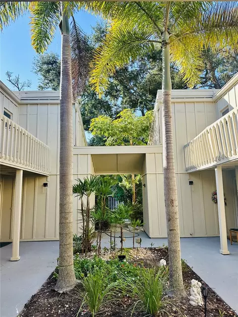 2208 Bahia Vista St #F1, Sarasota, FL 34239