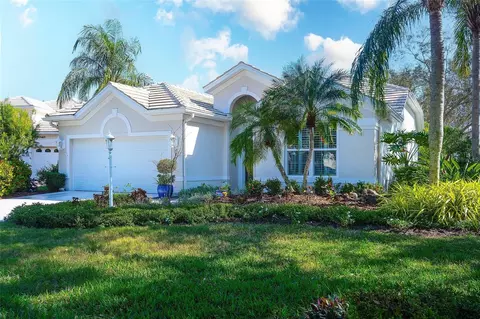 8459 Idlewood Ct, Lakewood Ranch, FL 34202