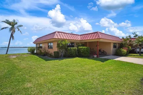 3859 Catalina Dr, Bradenton, FL 34210