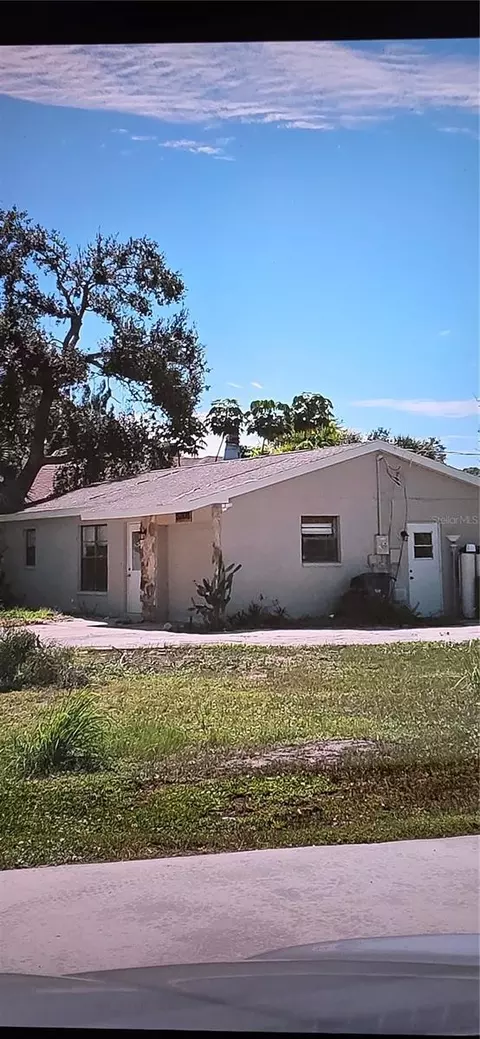 5208 Florida Rd, Venice, FL 34293