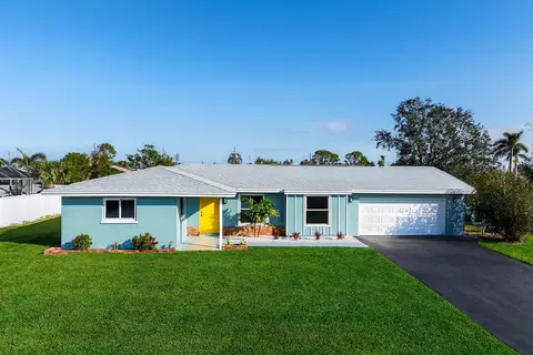 114 Francis Dr NE, Port Charlotte, FL 33952