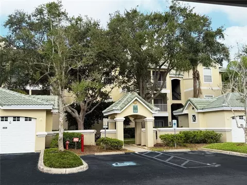 5110 Northridge Rd #205, Sarasota, FL 34238