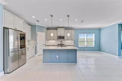 Kitchen - 3417 Box Turtle Ter, Parrish, FL 34219 photo 1 of 2