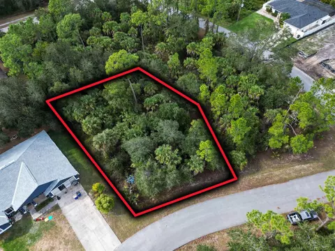 Felix Avenue, North Port, FL 34288