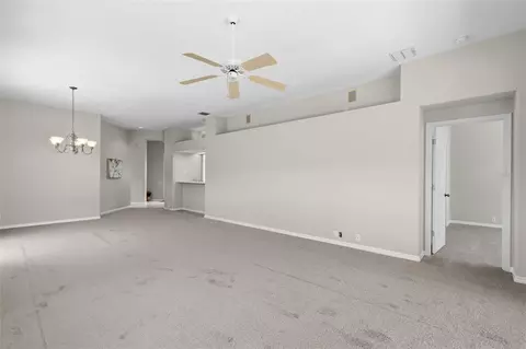 Living - 8706 53rd Ter E, Bradenton, FL 34211 photo 3 of 5