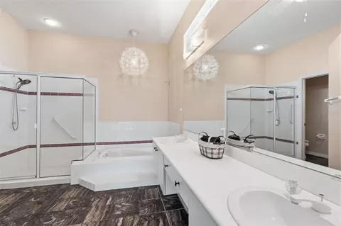 Bath - 8706 53rd Ter E, Bradenton, FL 34211 photo 2 of 5