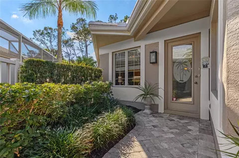 Exterior - 8706 53rd Ter E, Bradenton, FL 34211 photo 7 of 23