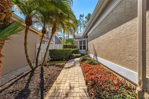 Exterior - 8706 53rd Ter E, Bradenton, FL 34211 photo 6 of 23