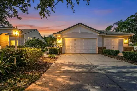 7608 Whitebridge Gln, University Park, FL 34201