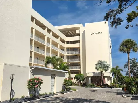 1325 S Portofino Dr #310, Sarasota, FL 34242