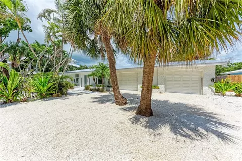 116 Hammock Rd, Anna Maria, FL 34216