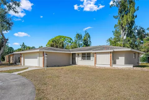 4927 Live Oak Dr, Sarasota, FL 34232