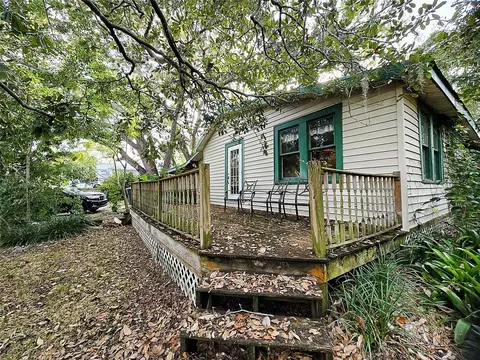 216 50th Street Ct NW, Bradenton, FL 34209