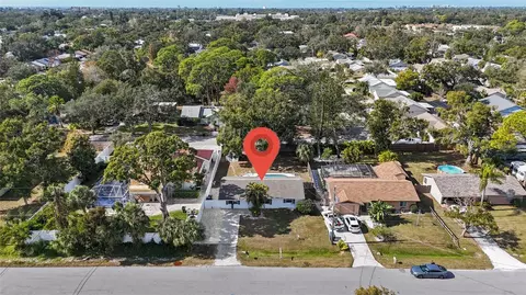 4848 Camphor Ave, Sarasota, FL 34231