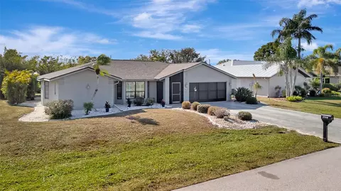 27518 Tierra Del Fuego Cir, Punta Gorda, FL 33983