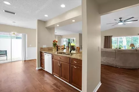 Kitchen - 3432 Brookridge Ln, Parrish, FL 34219 photo 4 of 6