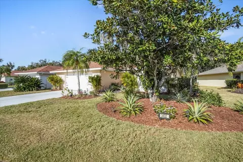 Exterior - 3432 Brookridge Ln, Parrish, FL 34219 photo 3 of 15