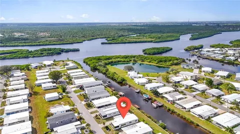 712 Blackburn Blvd, North Port, FL 34287
