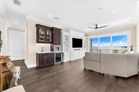Living - 511 Bayview Dr, Holmes Beach, FL 34217 photo 7 of 8