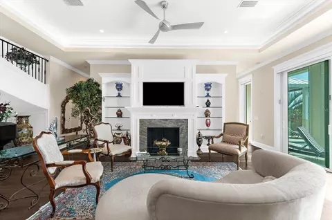 Living - 511 Bayview Dr, Holmes Beach, FL 34217 photo 3 of 8