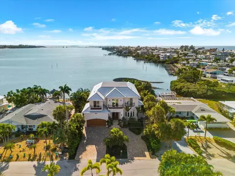 View/Area - 511 Bayview Dr, Holmes Beach, FL 34217 photo 15 of 16