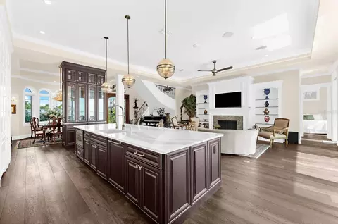Kitchen - 511 Bayview Dr, Holmes Beach, FL 34217 photo 10 of 13