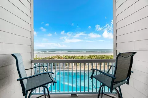 102 68th St #102, Holmes Beach, FL 34217