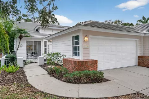7739 Whitebridge Gln, University Park, FL 34201