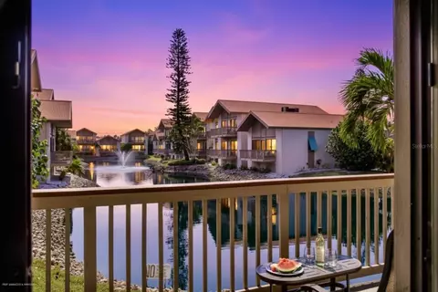 1087 Lake House Cir #C104, Sarasota, FL 34242