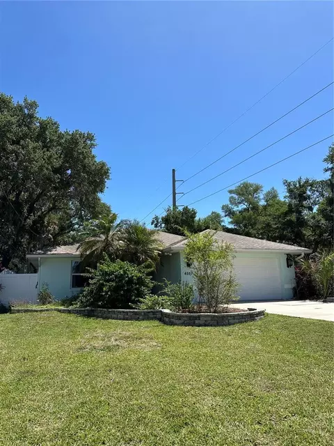 4557 Worcester Rd, Sarasota, FL 34231