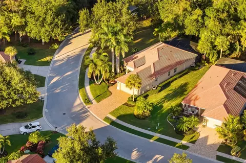 743 Foggy Morn Ln, Bradenton, FL 34212
