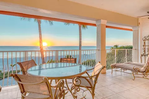 6424 Gulf Dr #7, Holmes Beach, FL 34217