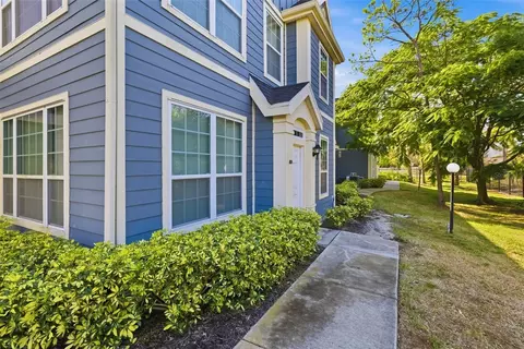 5501 Rosehill Rd #103, Sarasota, FL 34233