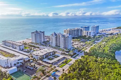 2110 Benjamin Franklin Dr #303, Sarasota, FL 34236