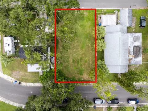 1753 Queen St S, Saint Petersburg, FL 33712