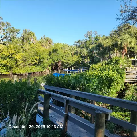 View/Area - 524 Sarabay Rd, Osprey, FL 34229 photo 6 of 8