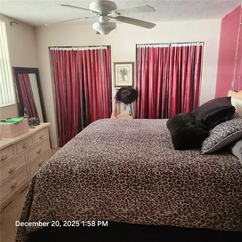 Bedroom - 524 Sarabay Rd, Osprey, FL 34229 photo 1 of 4