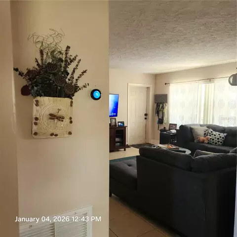 Entry Way - 524 Sarabay Rd, Osprey, FL 34229 photo 1 of 2