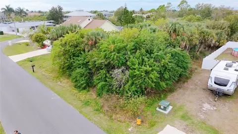 18962 Mcgrath Cir, Port Charlotte, FL 33948