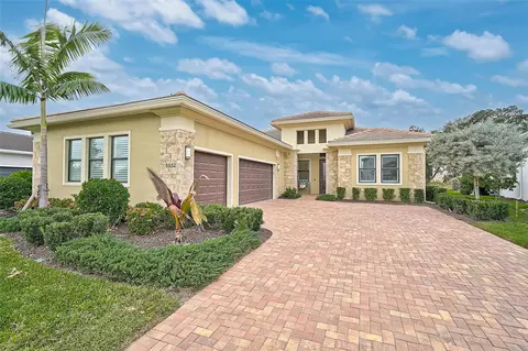 5032 Kiva Cir, Bradenton, FL 34211