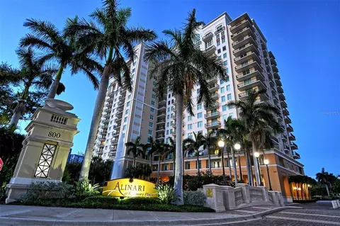 800 N Tamiami Trl #307, Sarasota, FL 34236