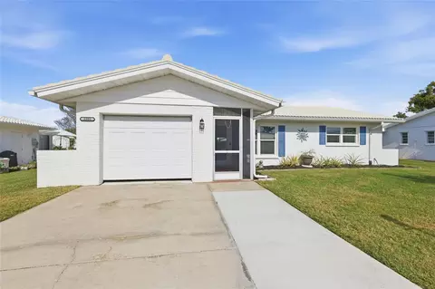 3905 Joyce Dr, Bradenton, FL 34208