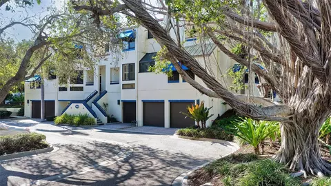 1904 Harbourside Dr #201, Longboat Key, FL 34228