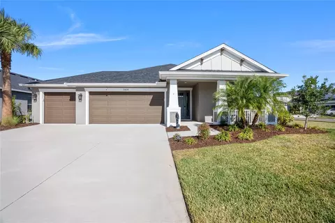5828 Clairwood Ct, Palmetto, FL 34221